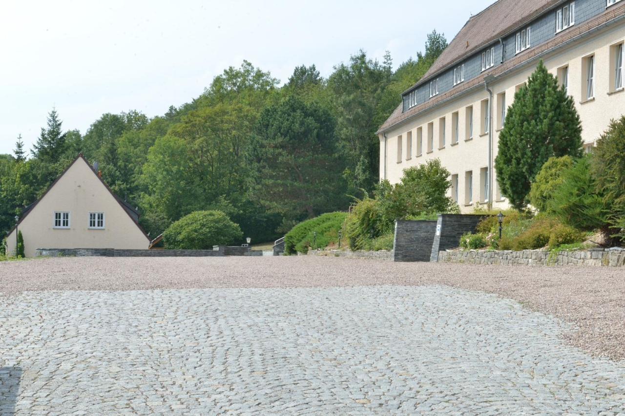 Land- Und Golfhotel Alte Fliegerschule Eisenach Exteriér fotografie