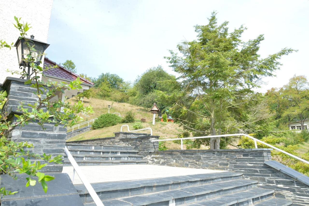 Land- Und Golfhotel Alte Fliegerschule Eisenach Exteriér fotografie